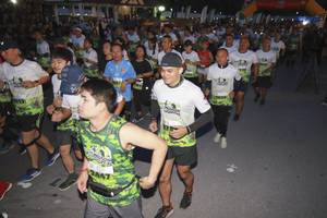 BIB: 
                            <button type="button" onclick="openModal(3530196)" class="btn btn-primary btn-sm float-right btn-popup" data-toggle="modal" data-target=".modal-high-quality">
                        <i class="fas fa-shopping-cart"></i> Add to Cart
                    </button>
                                            <button type="button" onclick="isThisMe(3530196, true)" class="btn btn-success btn-sm float-right btn-popup btn-isme hidden" data-toggle="tooltip" data-placement="bottom" title="นี่คือรูปของคุณใช่ไหม คลิกที่นี่เพื่อเอาเข้าอัลบั้ม">
                        <i class="fas fa-plus"></i> Add to album
                    </button>
                    <button type="button" onclick="isThisMe(3530196, false)" class="btn btn-warning btn-sm float-right btn-popup btn-isnotme hidden">
                        <i class="fas fa-ban"></i> Remove from album
                    </button>